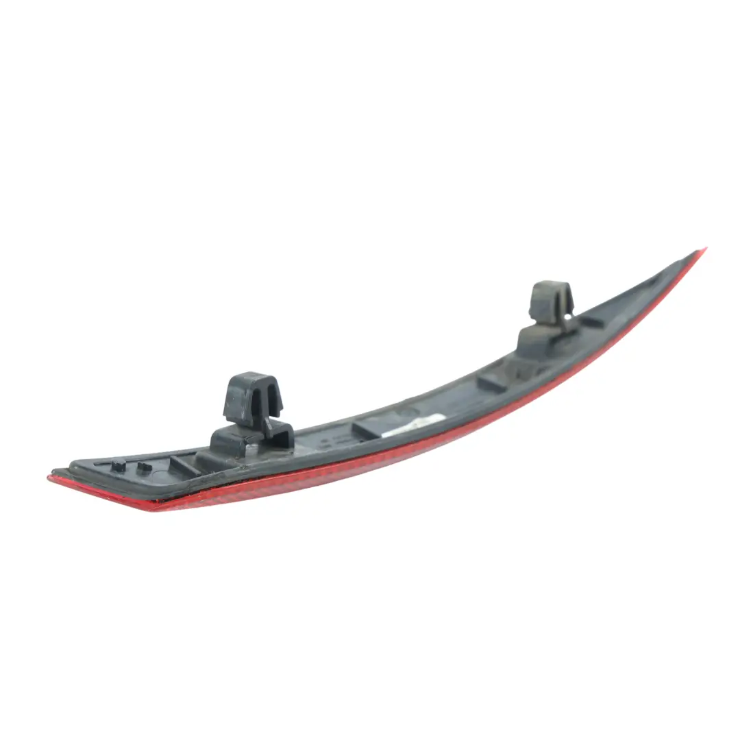 Catadiottro Paraurti Posteriore Sinistro per Volkswagen Polo 6C con numero di parte 6C0945105B Volkswagen Polo 6C Catadiottro Paraurti Posteriore Sinistro - SKU 6C0945105B - Numero di parte 6C0945105B
