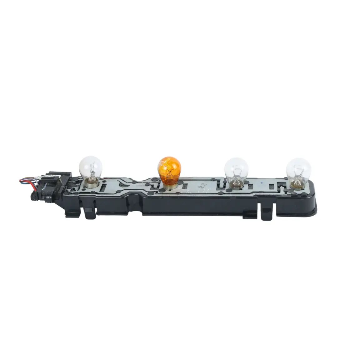 Ford Transit Mk7 Support Douille Ampoule Feu Arrière Gauche - SKU 6C11-13N004-A - Numéro de pièce 6C11-13N004-A