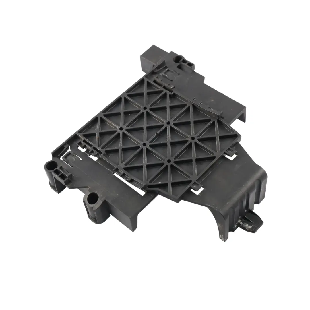L539 Uchwyt Mocowanie Komputera Silnika do Land Rover Freelander o numerze 6G92-12A692-A Land Rover Freelander L539 Uchwyt Mocowanie Komputera Silnika - SKU 6G92-12A692-A - Numer Części 6G92-12A692-A