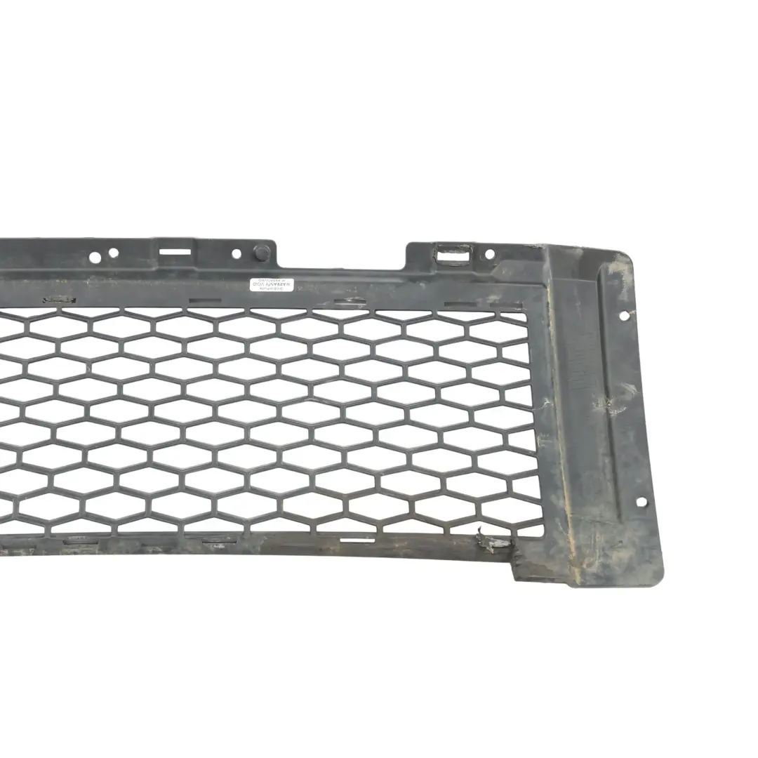Przednia Dolna Kratka Czarna do Land Rover Freelander L359 o numerze 6H52-17K946-A Land Rover Freelander L359 Przednia Dolna Kratka Czarna - SKU 6H52-17K946-A - Numer Części 6H52-17K946-A