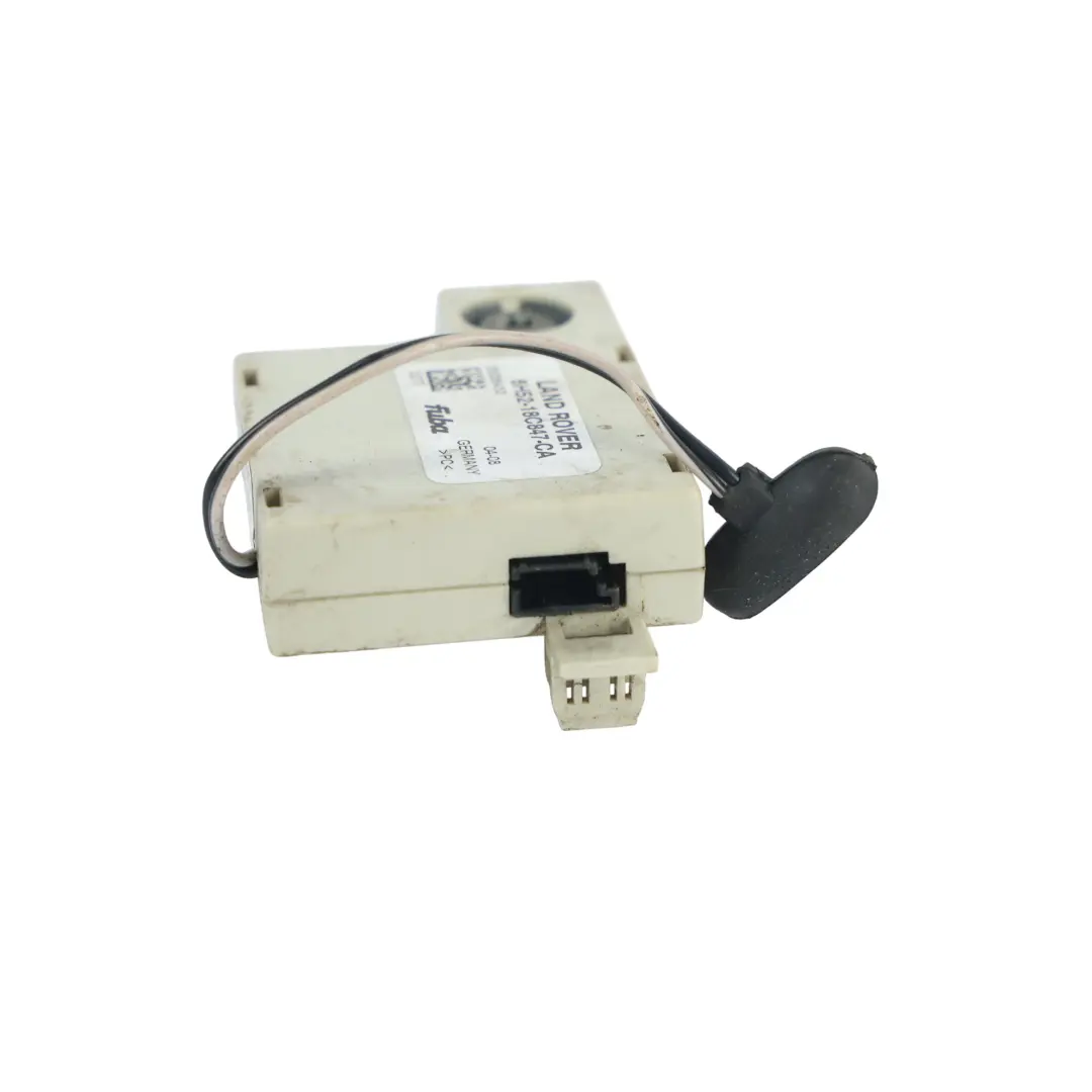 Wzmacniacz Antenowy Moduł do Land Rover Freelander 2 L359 o numerze 6H52-18C847-CA Land Rover Freelander 2 L359 Wzmacniacz Antenowy Moduł - SKU 6H52-18C847-CA - Numer Części 6H52-18C847-CA