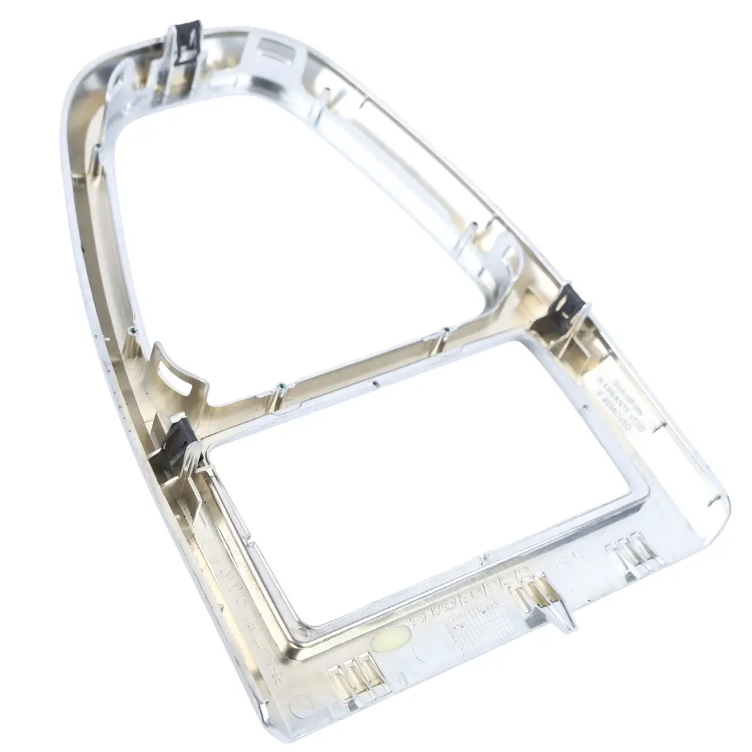 Mittelkonsole Blende Silber für Land Rover Freelander 2 L359 mit Teilenummer 6H52-A046C34 Land Rover Freelander 2 L359 Mittelkonsole Blende Silber - SKU 6H52-A046C34 - Teilenummer 6H52-A046C34