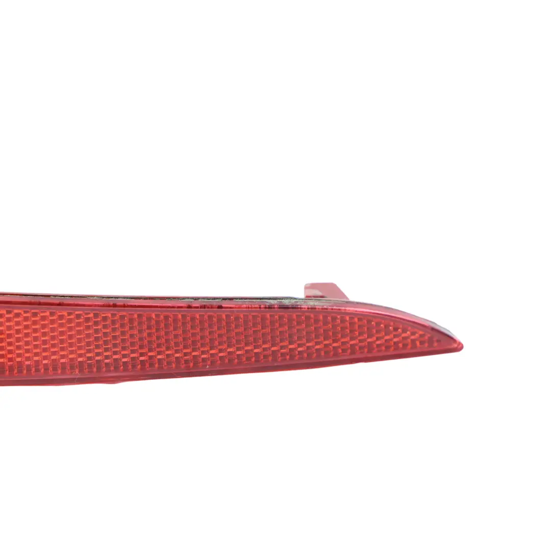 Mk4 6J Catarifrangente Paraurti Posteriore Rosso Destro per Seat Ibiza con numero di parte 6J4945106 Seat Ibiza Mk4 6J Catarifrangente Paraurti Posteriore Rosso Destro - SKU 6J4945106 - Numero di parte 6J4945106