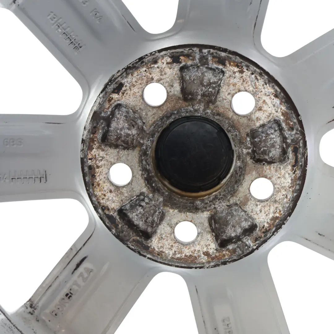 Mk5 Srebrna felga aluminiowa 15" ET:40 6J do VW Volkswagen Polo 6R o numerze 6R0601025L VW Volkswagen Polo 6R Mk5 Srebrna felga aluminiowa 15" ET:40 6J - SKU 6R0601025L-1 - Numer Części 6R0601025L