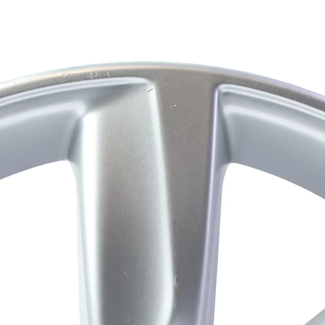 Mk5 Silver Wheel Alloy Rim 15" ET:40 6J to VW Volkswagen Polo 6R with Part number 6R0601025L VW Volkswagen Polo 6R Mk5 Silver Wheel Alloy Rim 15" ET:40 6J - SKU 6R0601025L-4 - Part number 6R0601025L