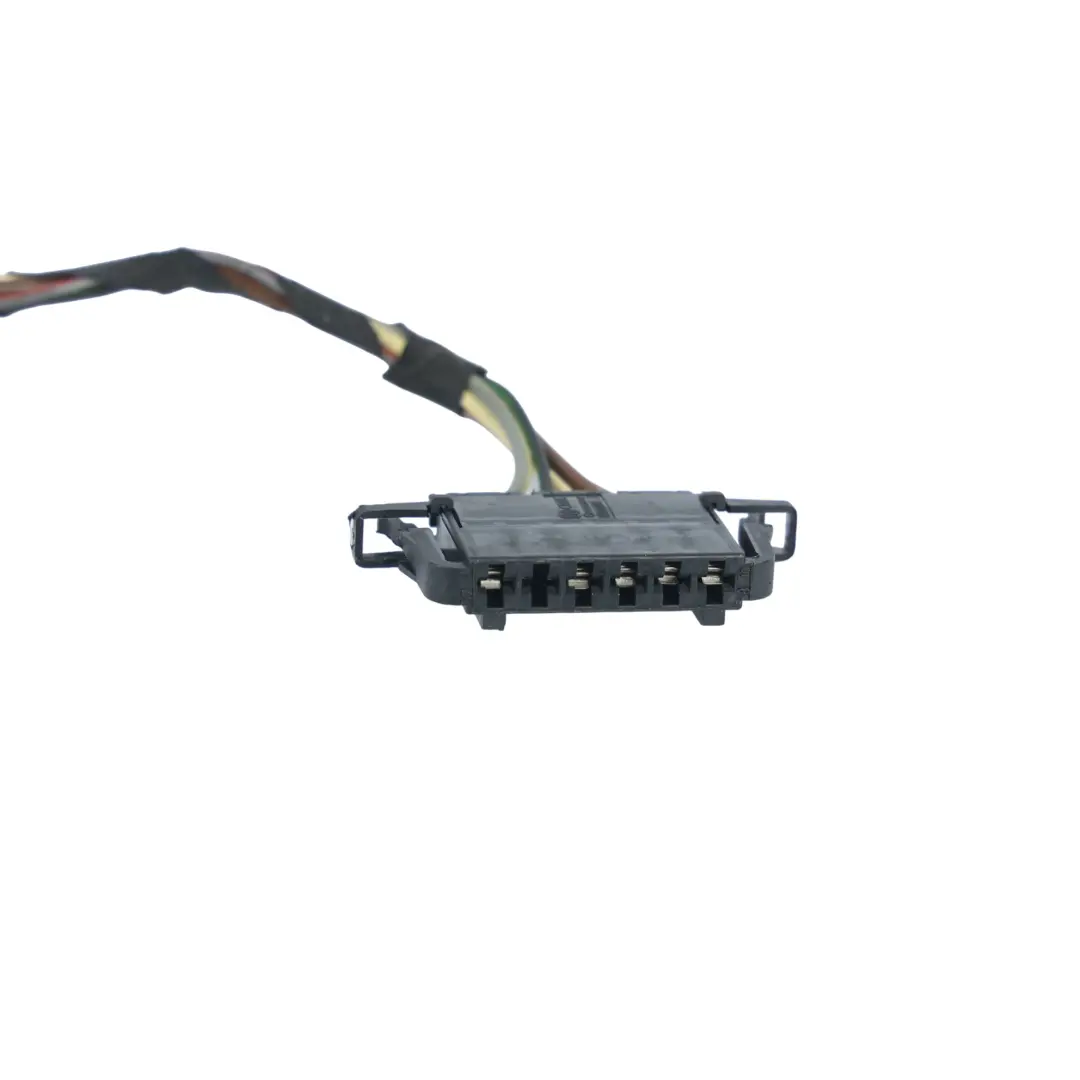 Gniazdo Przewód Lampy Tylnej Prawy do Volkswagen Polo 6R o numerze 6R0945096P Volkswagen Polo 6R Gniazdo Przewód Lampy Tylnej Prawy - SKU 6R0945096P-2 - Numer Części 6R0945096P
