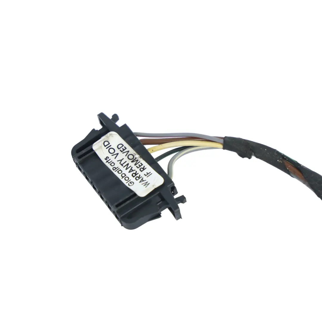 Gniazdo Przewód Lampy Tylnej Prawy do Volkswagen Polo 6R o numerze 6R0945096P Volkswagen Polo 6R Gniazdo Przewód Lampy Tylnej Prawy - SKU 6R0945096P-2 - Numer Części 6R0945096P