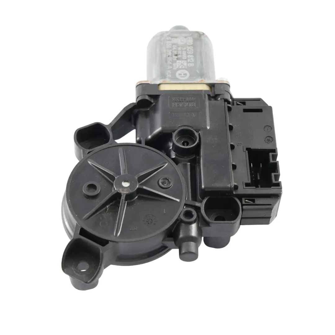 Mk5 6R Moteur Lève-Vitre Porte Arrière Droite pour Volkswagen Polo à propos du numéro de pièce 6R0959812B Volkswagen Polo Mk5 6R Moteur Lève-Vitre Porte Arrière Droite - SKU 6R0959812B - Numéro de pièce 6R0959812B