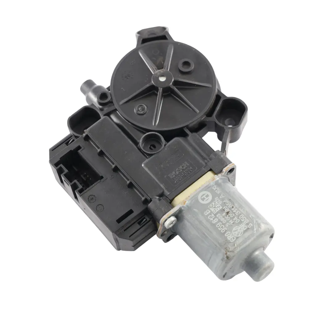 Volkswagen Polo Mk5 6R Moteur Lève-Vitre Porte Arrière Droite - SKU 6R0959812B - Numéro de pièce 6R0959812B