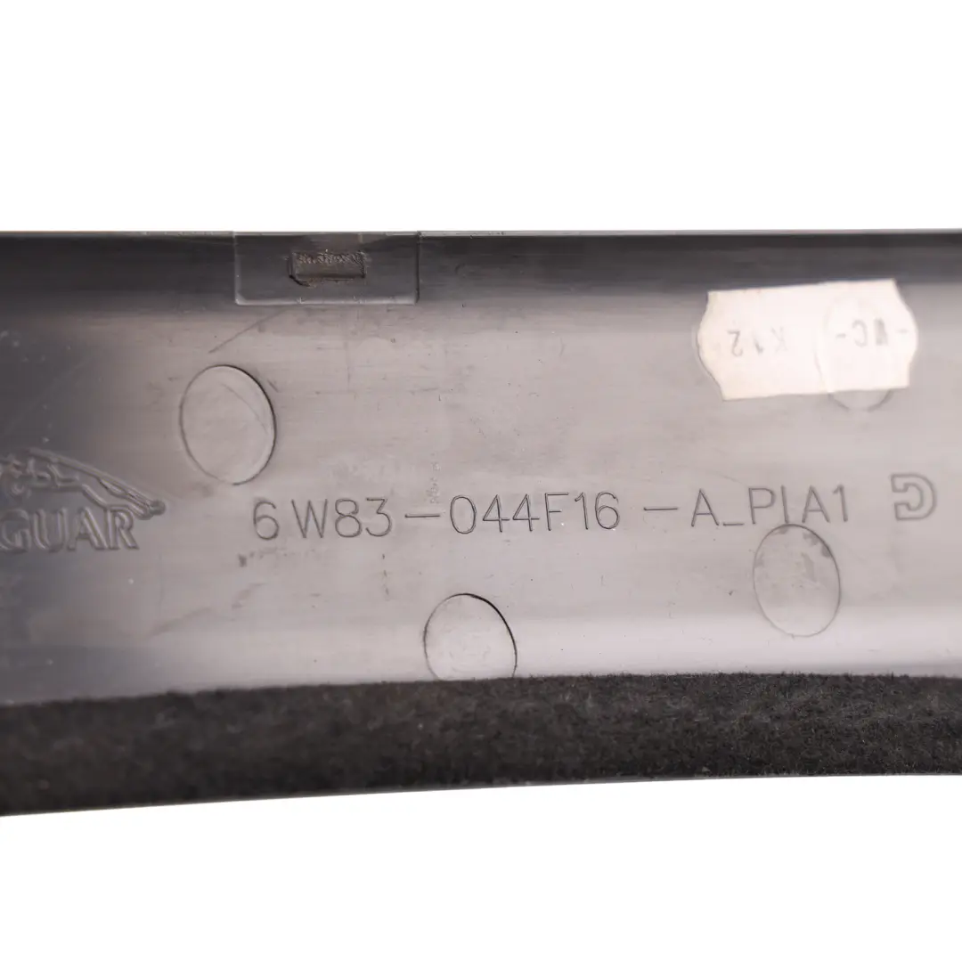 Cubierta Columna Dirección Embellecedor para Jaguar XF X250 con número de pieza 6W83-044F16-A Jaguar XF X250 Cubierta Columna Dirección Embellecedor - SKU 6W83-044F16-A - Número de pieza 6W83-044F16-A
