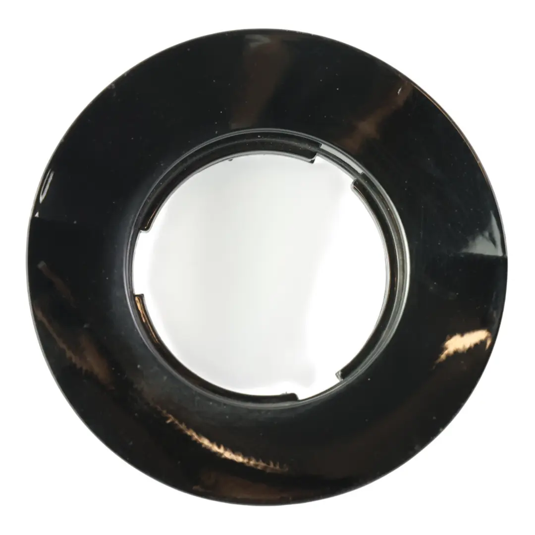 Abdeckung Seitenverkleidung Links Schwarz 2 - 668 für BMW Z4 E85 mit Teilenummer 7033065 BMW Z4 E85 Abdeckung Seitenverkleidung Links Schwarz 2 - 668 - SKU 7033065-SCH - Teilenummer 7033065
