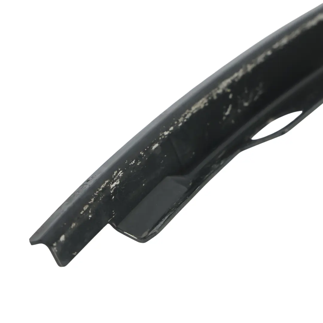 Wing Fender Side Panel Reinforcement Bracket Front Right O/S to BMW E63 E64 with Part number 7070468 BMW E63 E64 Wing Fender Side Panel Reinforcement Bracket Front Right O/S - SKU 7070468 - Part number 7070468