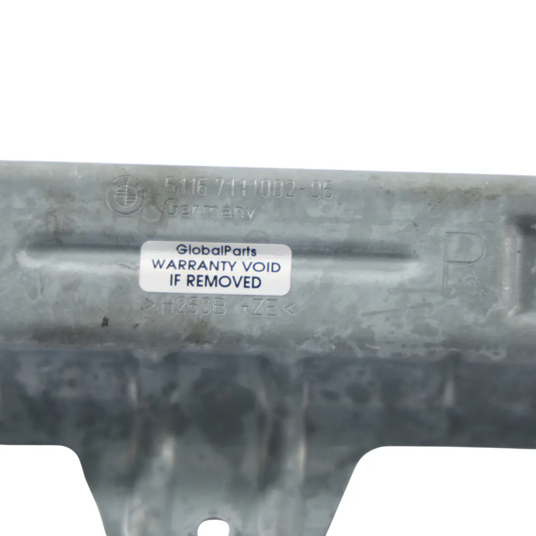 Wspornik Mocowania Uchwytu Sufitowego Przedni Prawy do BMW E81 E82 E87 o numerze 7111002 BMW E81 E82 E87 Wspornik Mocowania Uchwytu Sufitowego Przedni Prawy - SKU 7111002 - Numer Części 7111002
