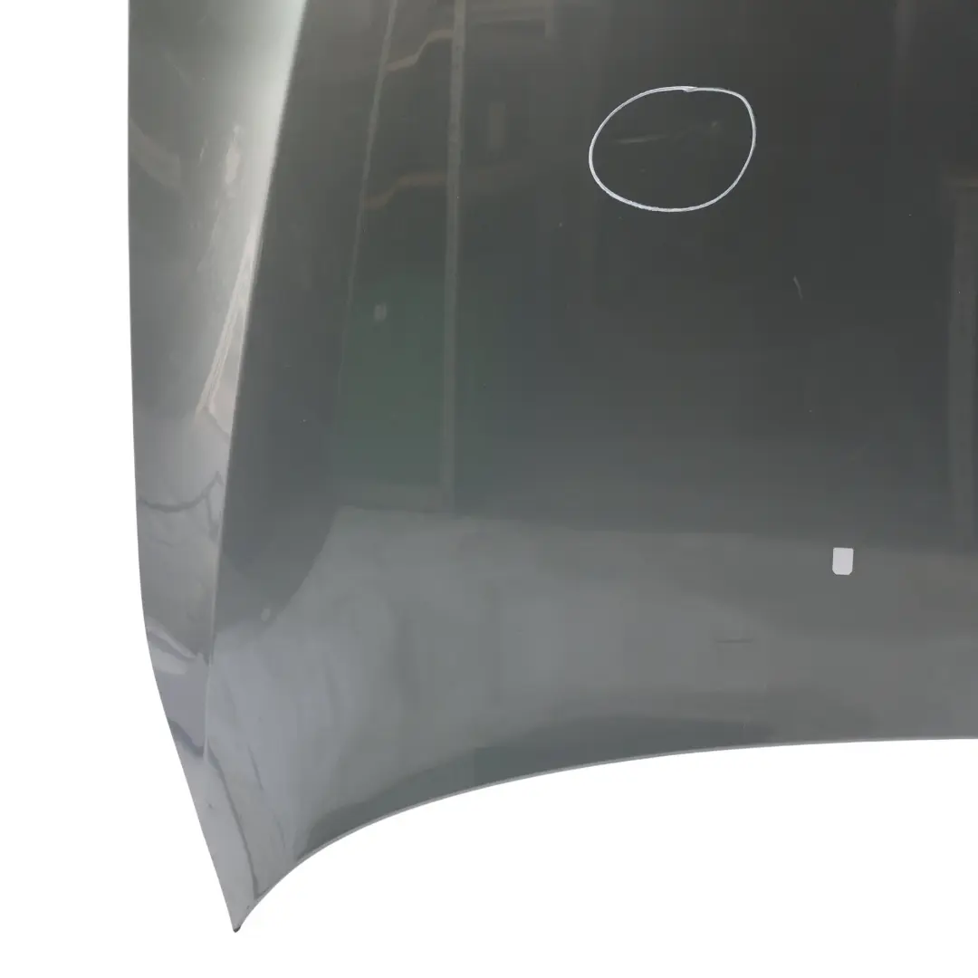 Maska pokrywa silnika titangrau II A36 do BMW E60 o numerze 7111385 BMW E60 Maska pokrywa silnika titangrau II A36 - SKU 7111385-TGR - Numer Części 7111385