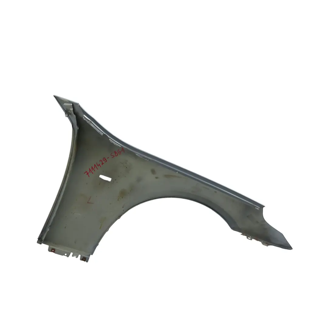 BMW E60 E61 Aile Avant Gauche Gris Argent Silbergrau A08 - SKU 7111429-SBG1 - Numéro de pièce 7111429
