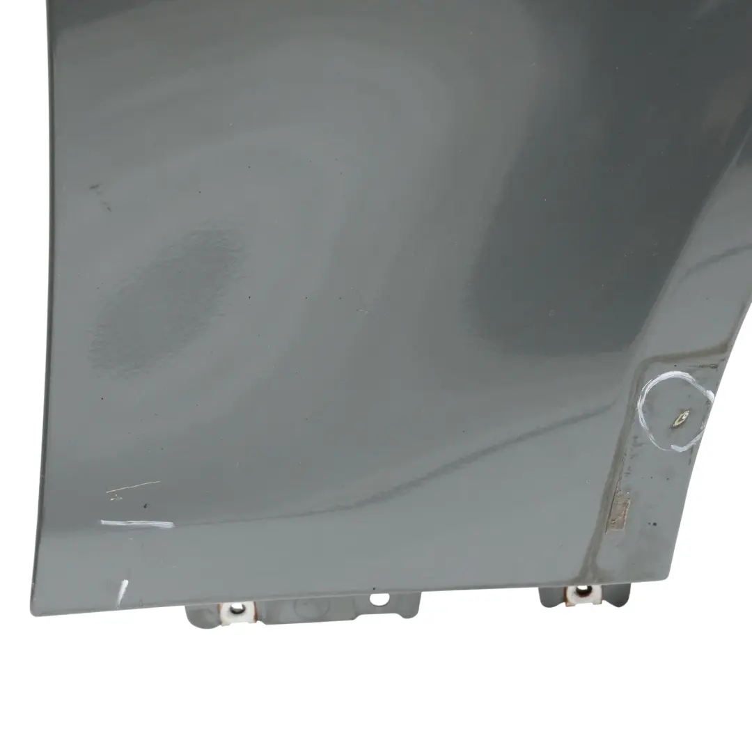 Guardabarros Aleta Delantero Derecho Gris Titanio Metalizado A36 para BMW E60 E61 con número de pieza 7111430 BMW E60 E61 Guardabarros Aleta Delantero Derecho Gris Titanio Metalizado A36 - SKU 7111430-TGR1 - Número de pieza 7111430