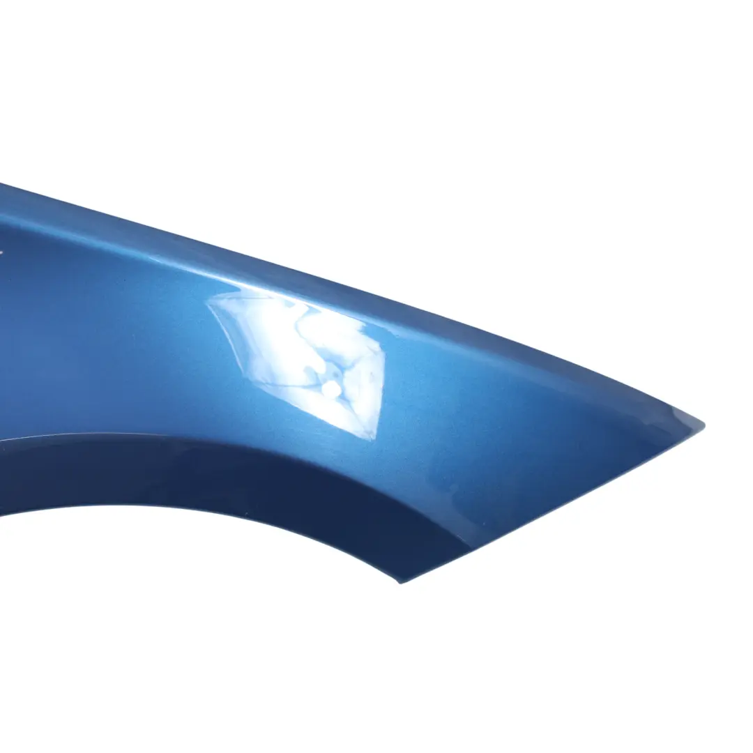 Błotnik Prawy Przedni Sydneyblau Niebieski Metalik - A19 do BMW E81 E87 o numerze 7133228 BMW E81 E87 Błotnik Prawy Przedni Sydneyblau Niebieski Metalik - A19 - SKU 7133228-SYD - Numer Części 7133228