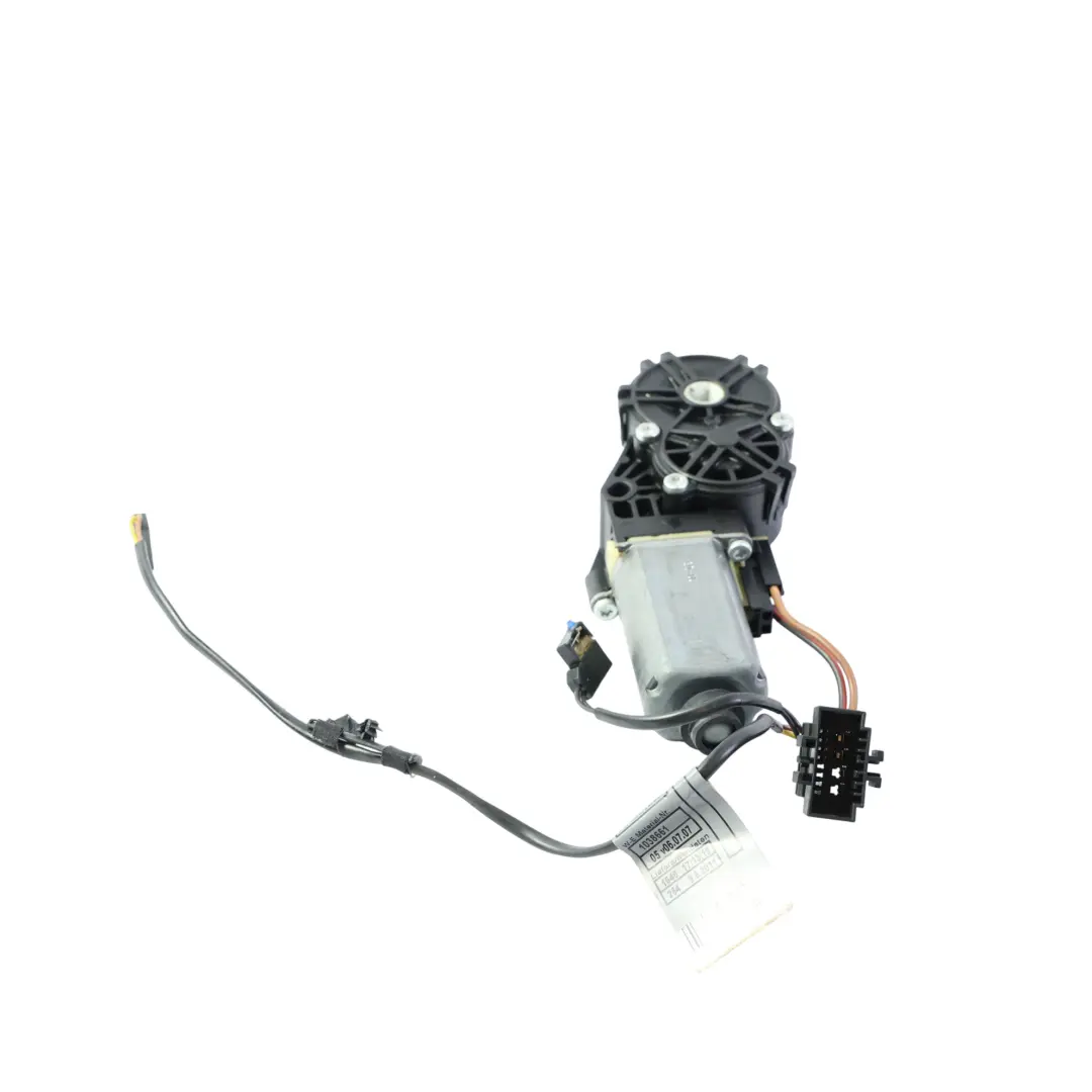 Silnik Zamka Składanego Dachu Sztywnego do BMW E93 E93 LCI F33 F83 o numerze 7183321 BMW E93 E93 LCI F33 F83 Silnik Zamka Składanego Dachu Sztywnego - SKU 7183321-1 - Numer Części 7183321