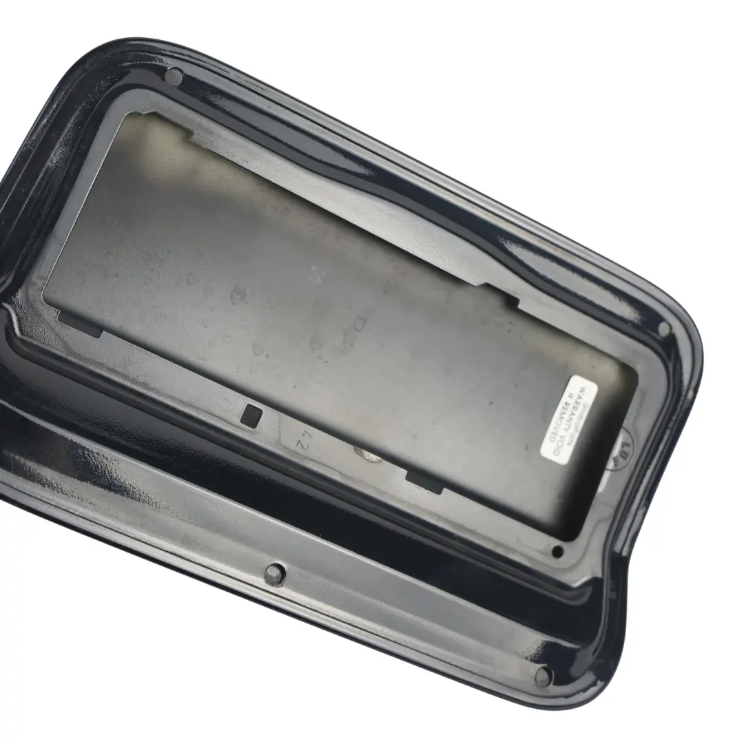 Tapa Depósito Combustible Carbonschwarz Metallic 416 para BMW F07 GT con número de pieza 7201689 BMW F07 GT Tapa Depósito Combustible Carbonschwarz Metallic 416 - SKU 7201689-CAR - Número de pieza 7201689
