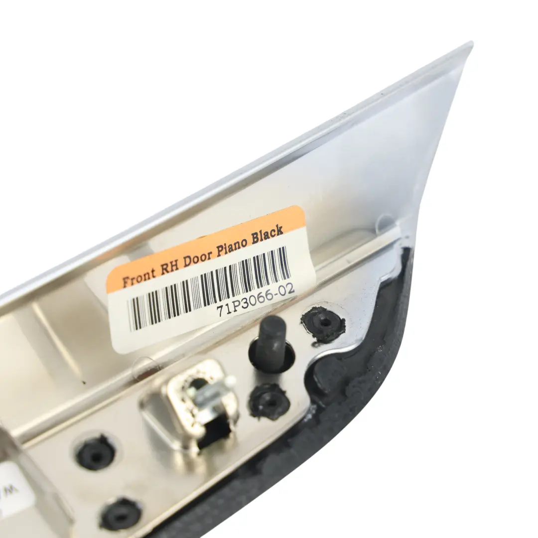BMW X6 E71 Front Door Trim Strip Cover Right O/S Side Silver/Black 7227173 - SKU 7227174 - Part number 7227174
