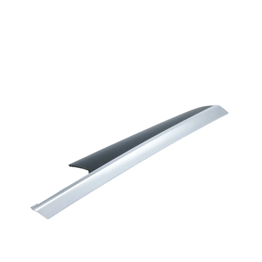 Moldura Puerta Delantera Derecha Plateado Negro 7227173 para BMW X6 E71 con número de pieza 7227174 BMW X6 E71 Moldura Puerta Delantera Derecha Plateado Negro 7227173 - SKU 7227174 - Número de pieza 7227174
