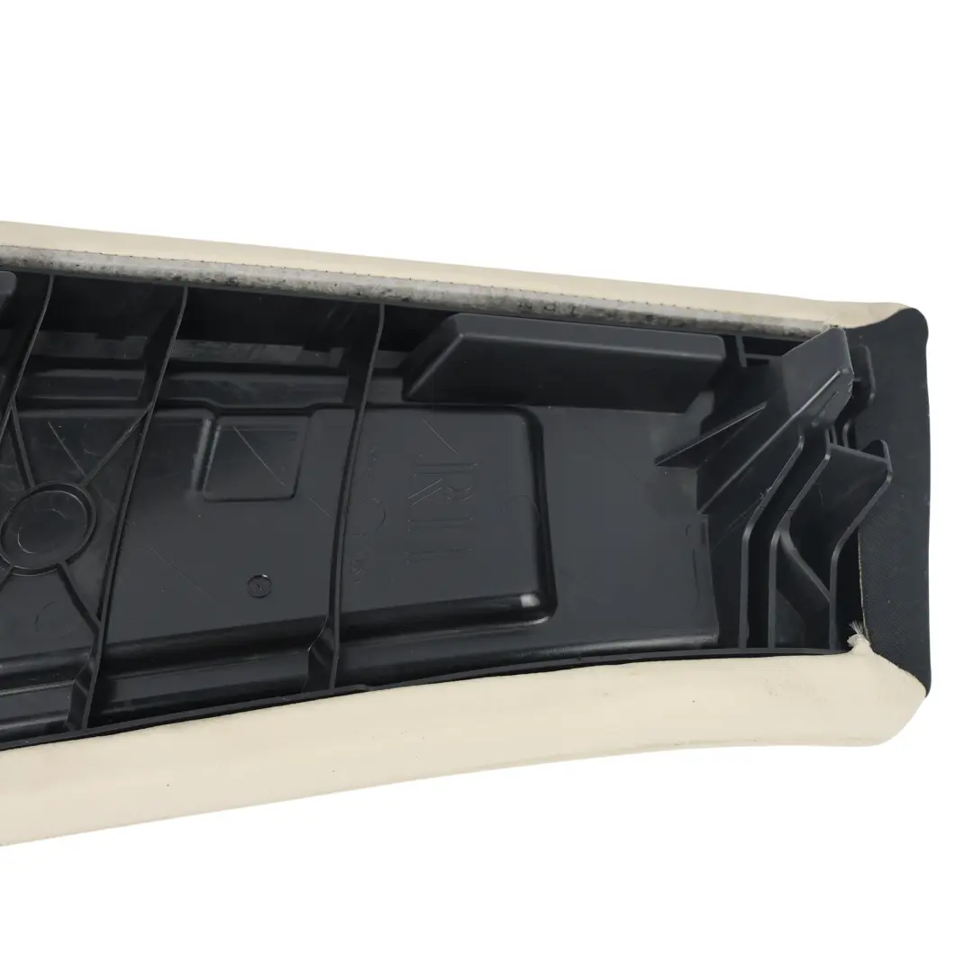 Rivestimento Sedile Posteriore Finitura Laterale Destra Pelle per BMW X3 F25 con numero di parte 7235446 BMW X3 F25 Rivestimento Sedile Posteriore Finitura Laterale Destra Pelle - SKU 7235446-1 - Numero di parte 7235446