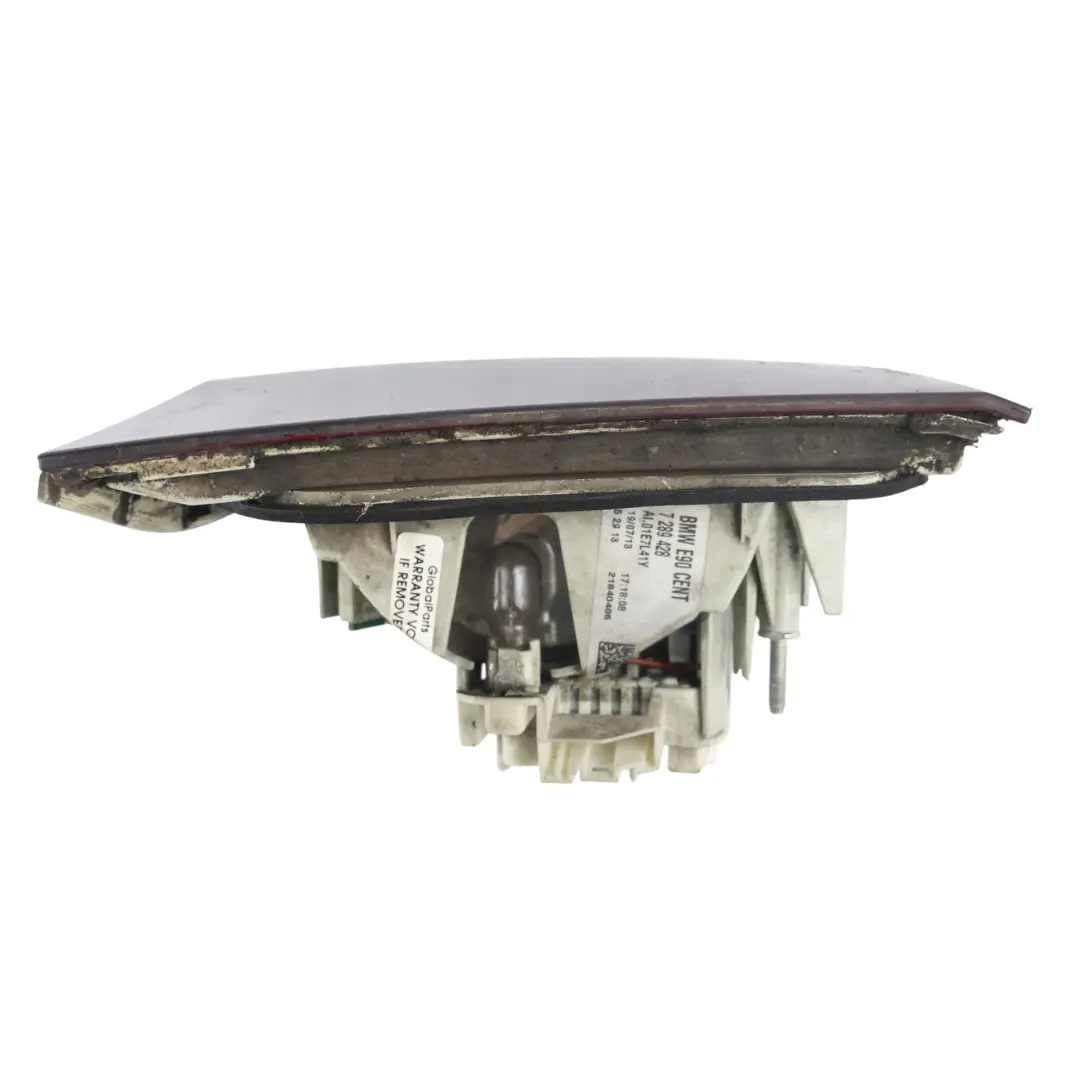 Lampa Tylna W Klapę Prawa do BMW E90 LCI o numerze 7289428 BMW E90 LCI Lampa Tylna W Klapę Prawa - SKU 7289428-1 - Numer Części 7289428