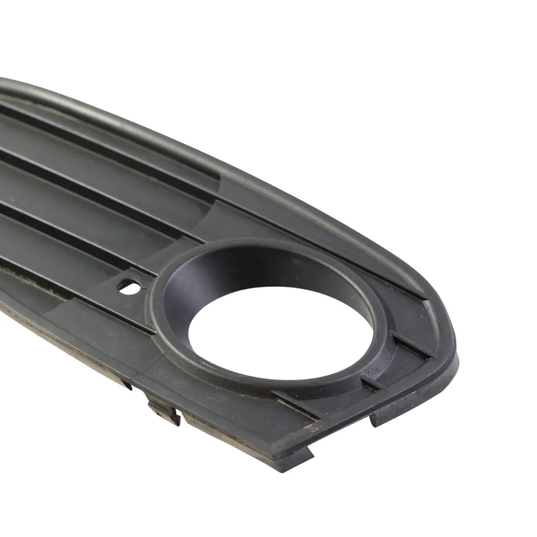 BMW F36 Gran Coupe Rejilla Cerrada Moldura Paragolpes Delantero Derecho - SKU 7294686 - Número de pieza 7294686