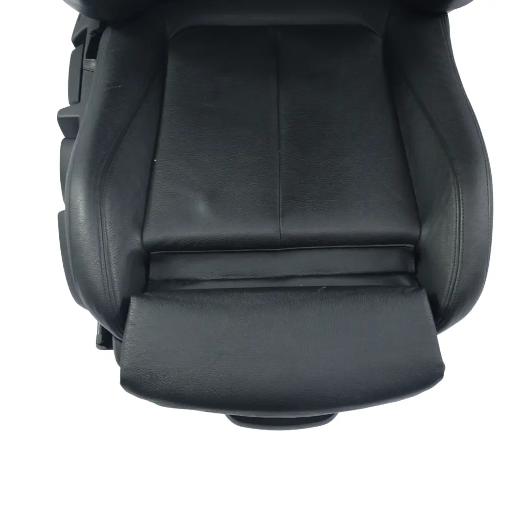 Fotel Przedni Prawy Sportowy Podgrzewany Skóra Dakota Czarna do BMW F20 o numerze 7295140 BMW F20 Fotel Przedni Prawy Sportowy Podgrzewany Skóra Dakota Czarna - SKU 7295140-11 - Numer Części 7295140