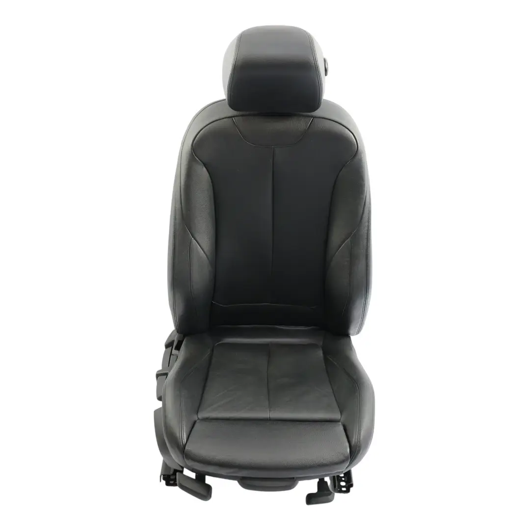 Sedile Sportivo Anteriore Destro Pelle Nera Dakota per BMW F30 F31 con numero di parte 7295140 BMW F30 F31 Sedile Sportivo Anteriore Destro Pelle Nera Dakota - SKU 7295140-14 - Numero di parte 7295140