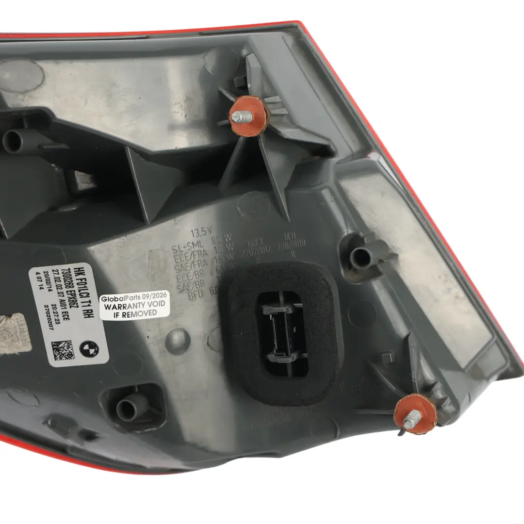 BMW F01 F02 LCI Lampa Tylna W Błotniku Prawa - SKU 7300268-1 - Numer Części 7300268