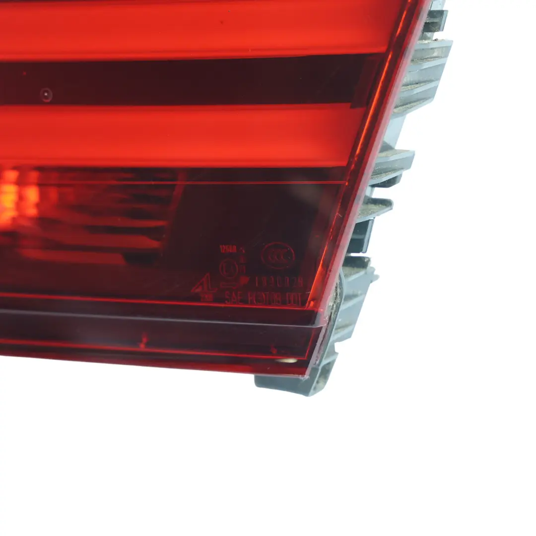 BMW F01 Lampa Tylna Prawa W Klapę Bagażnika - SKU 7300272-1 - Numer Części 7300272