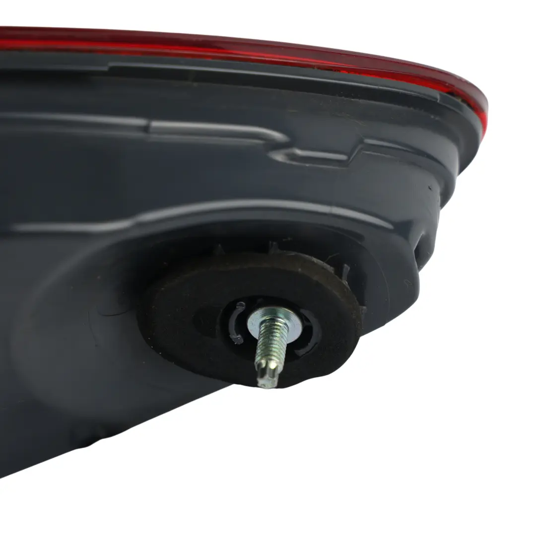 BMW F07 GT LCI Feu Arrière Extérieur Panneau Latéral Gauche - SKU 7306165 - Numéro de pièce 7306165