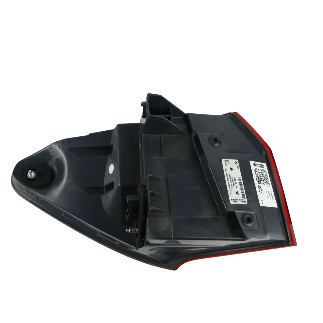 BMW F07 GT LCI Lampa Tylna Zewnętrzna Prawa W Błotniku - SKU 7306166 - Numer Części 7306166