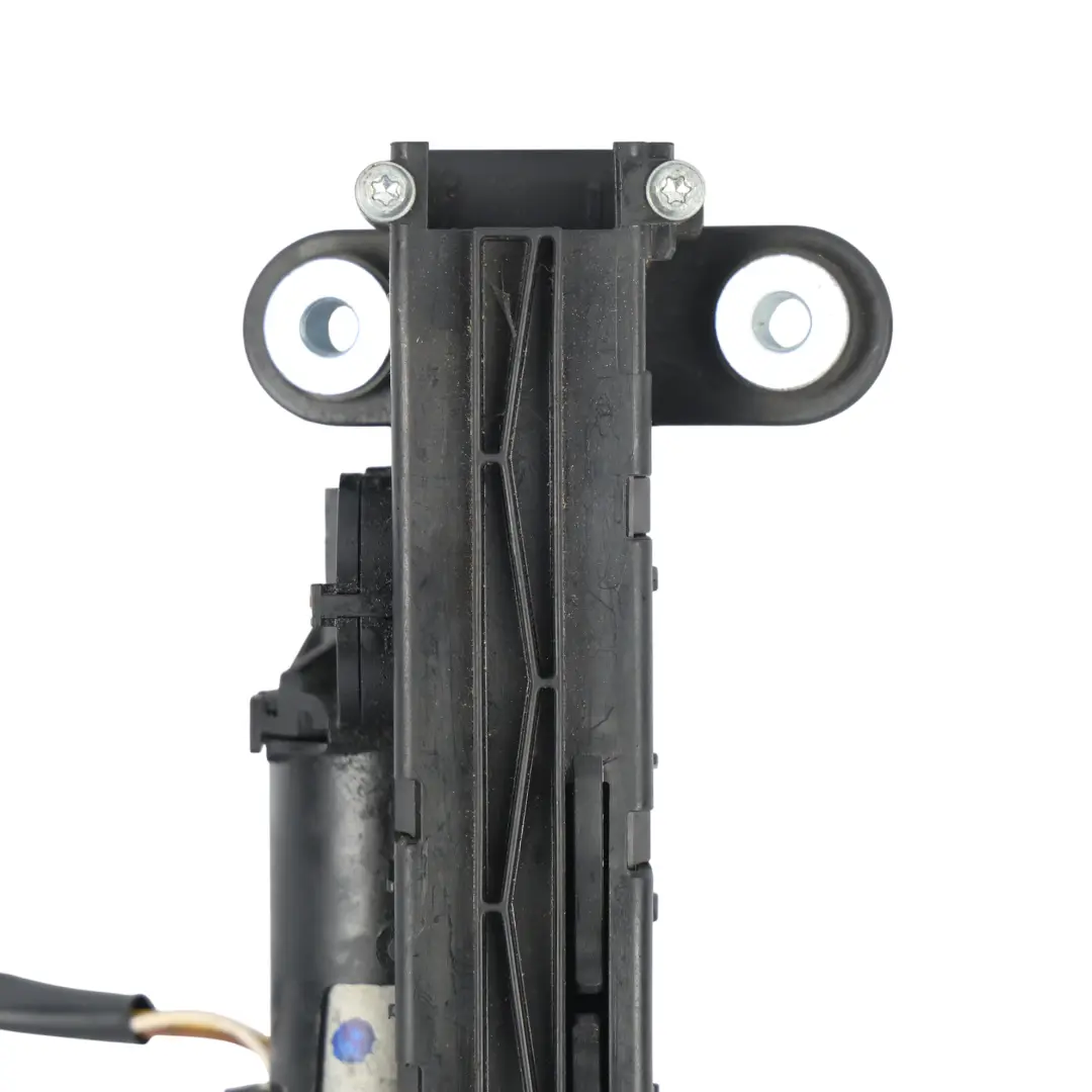 Podajnik Pasa Bezpieczeństwa Prawy do BMW F32 o numerze 7307916 BMW F32 Podajnik Pasa Bezpieczeństwa Prawy - SKU 7307916-1 - Numer Części 7307916