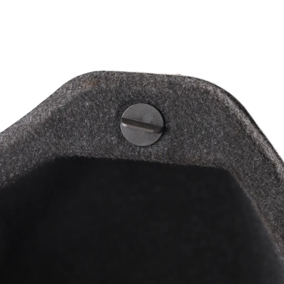Boczek Bagażnika Prawy Zestaw Narzędzi do BMW F30 F80 M3 o numerze 7239175 BMW F30 F80 M3 Boczek Bagażnika Prawy Zestaw Narzędzi - SKU 7239175-3 - Numer Części 7239175