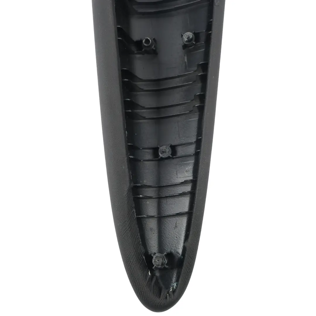 Prawa Listwa Panel Osłona Wnętrza Czarna B48A20B do Mini F56 o numerze 7312068 Mini F56 Prawa Listwa Panel Osłona Wnętrza Czarna B48A20B - SKU 7312068 - Numer Części 7312068