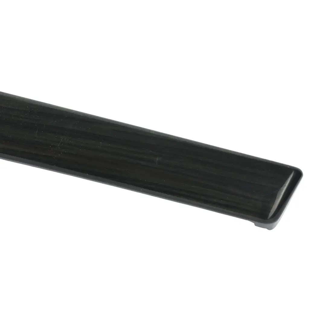 Baguette Garniture Porte Avant Droite Imitation Bois Noir pour BMW F07 GT LCI à propos du numéro de pièce 7342288 BMW F07 GT LCI Baguette Garniture Porte Avant Droite Imitation Bois Noir - SKU 7342288 - Numéro de pièce 7342288