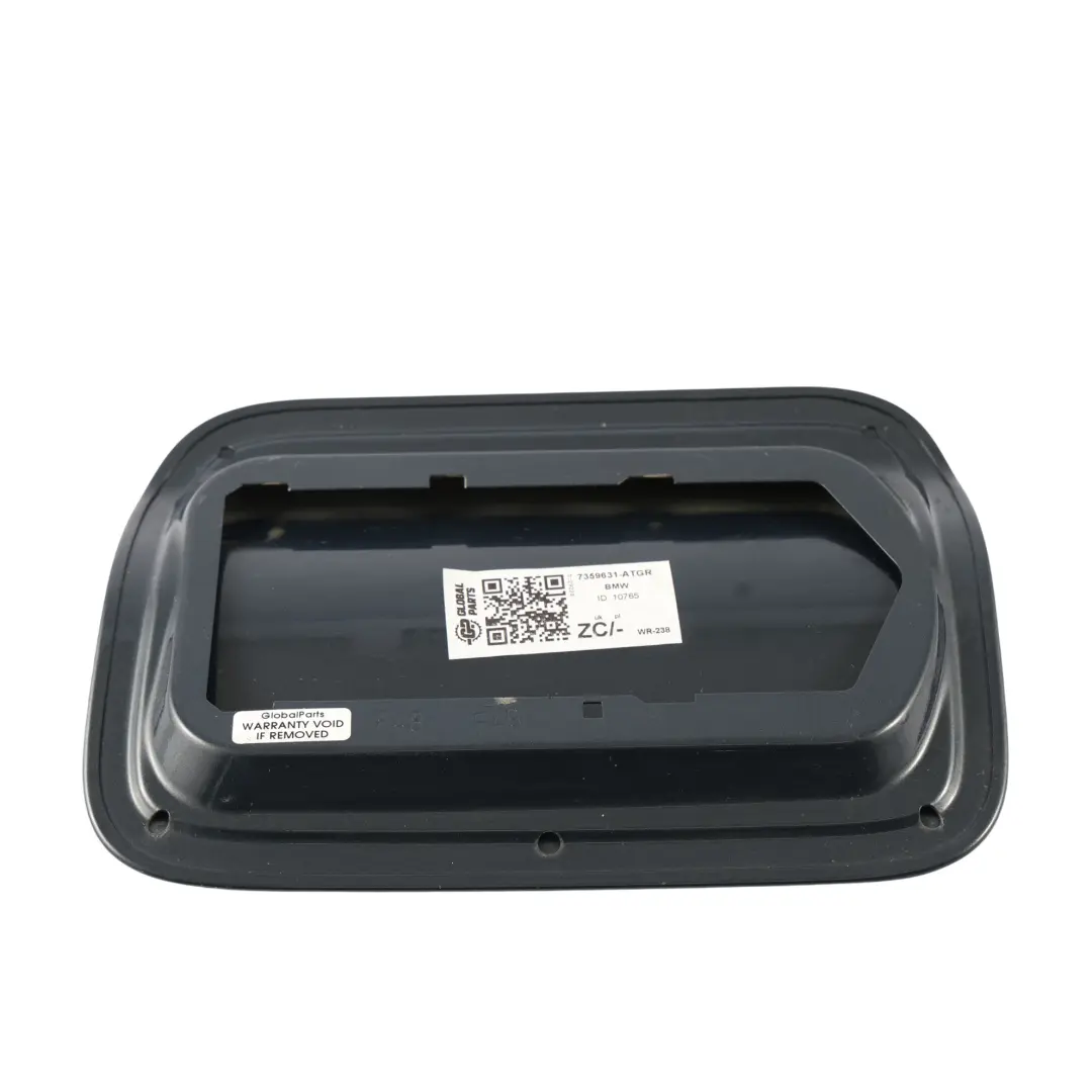 Tapa Depósito Combustible Atlantik Gris Metalizado C09 para BMW X1 F48 con número de pieza 7359631 BMW X1 F48 Tapa Depósito Combustible Atlantik Gris Metalizado C09 - SKU 7359631-ATGR - Número de pieza 7359631