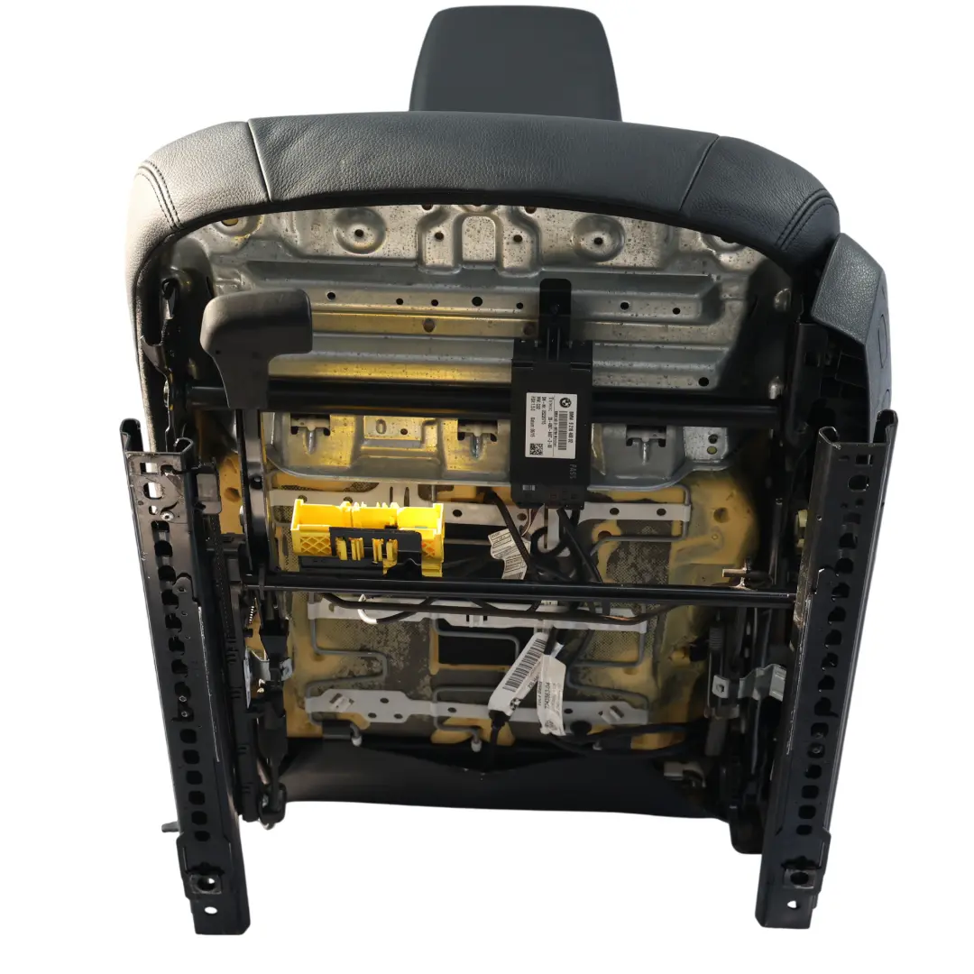 Asiento Delantero Izquierdo Calefactado Cuero Negro Dakota para BMW F23 Cabrio con número de pieza 7361685 BMW F23 Cabrio Asiento Delantero Izquierdo Calefactado Cuero Negro Dakota - SKU 7361685-1 - Número de pieza 7361685