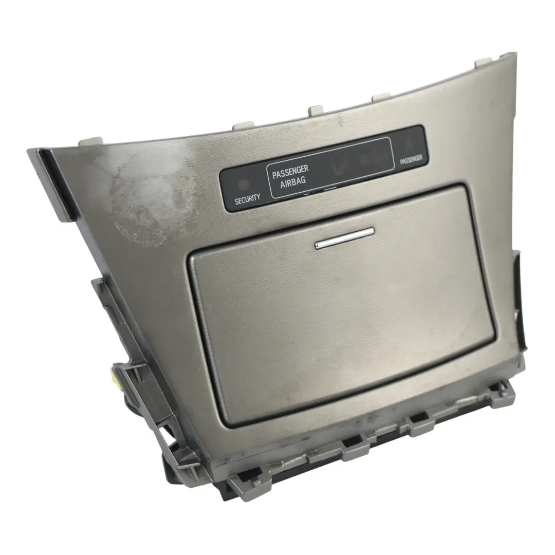 Toyota Avensis T270 Posacenere Console Centrale Posteriore Nero - SKU 7413005030C0 - Numero di parte 7413005030C0