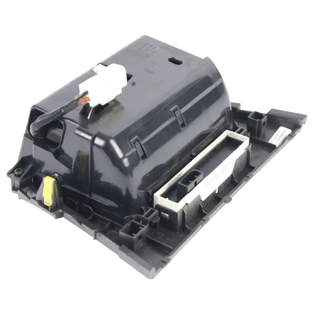 Cenicero Consola Central Trasera Negro para Toyota Avensis T270 con número de pieza 7413005030C0 Toyota Avensis T270 Cenicero Consola Central Trasera Negro - SKU 7413005030C0 - Número de pieza 7413005030C0