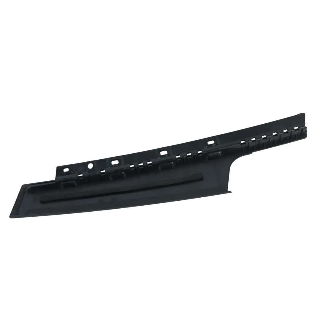 Rivestimento Montante B Anteriore Sinistro Nero Lucido per BMW X2 F39 con numero di parte 7420827 BMW X2 F39 Rivestimento Montante B Anteriore Sinistro Nero Lucido - SKU 7420827-1 - Numero di parte 7420827
