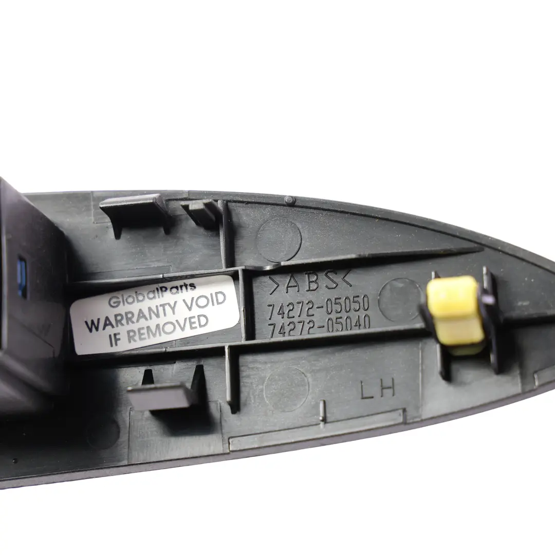 Interruttore Alzacristallo Posteriore Sinistro per Toyota Avensis T270 con numero di parte 7427205040 Toyota Avensis T270 Interruttore Alzacristallo Posteriore Sinistro - SKU 7427205040 - Numero di parte 7427205040