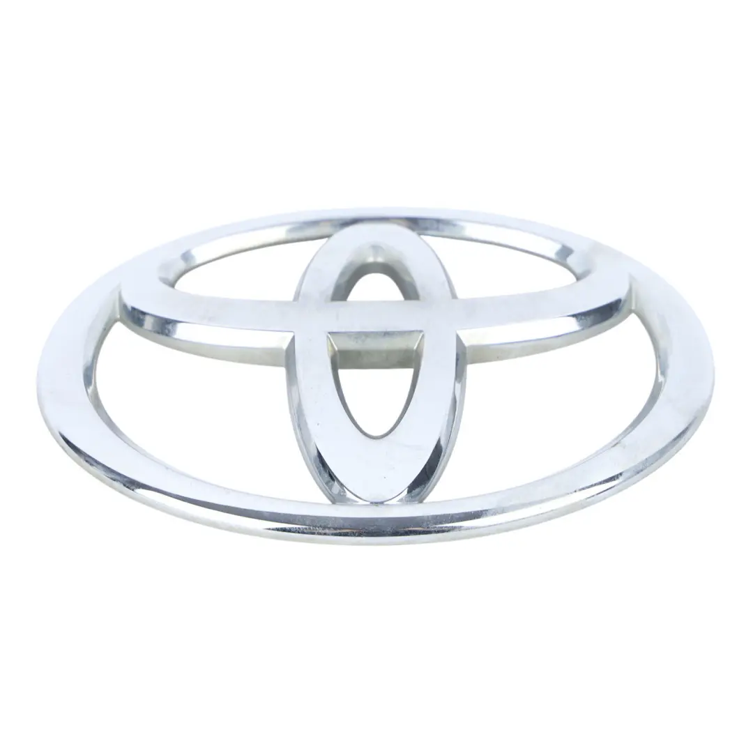 Toyota Auris E15 Emblemat Logo Znaczek Klapy Bagażnika Tył Chrom - SKU 753120D010 - Numer Części 753120D010