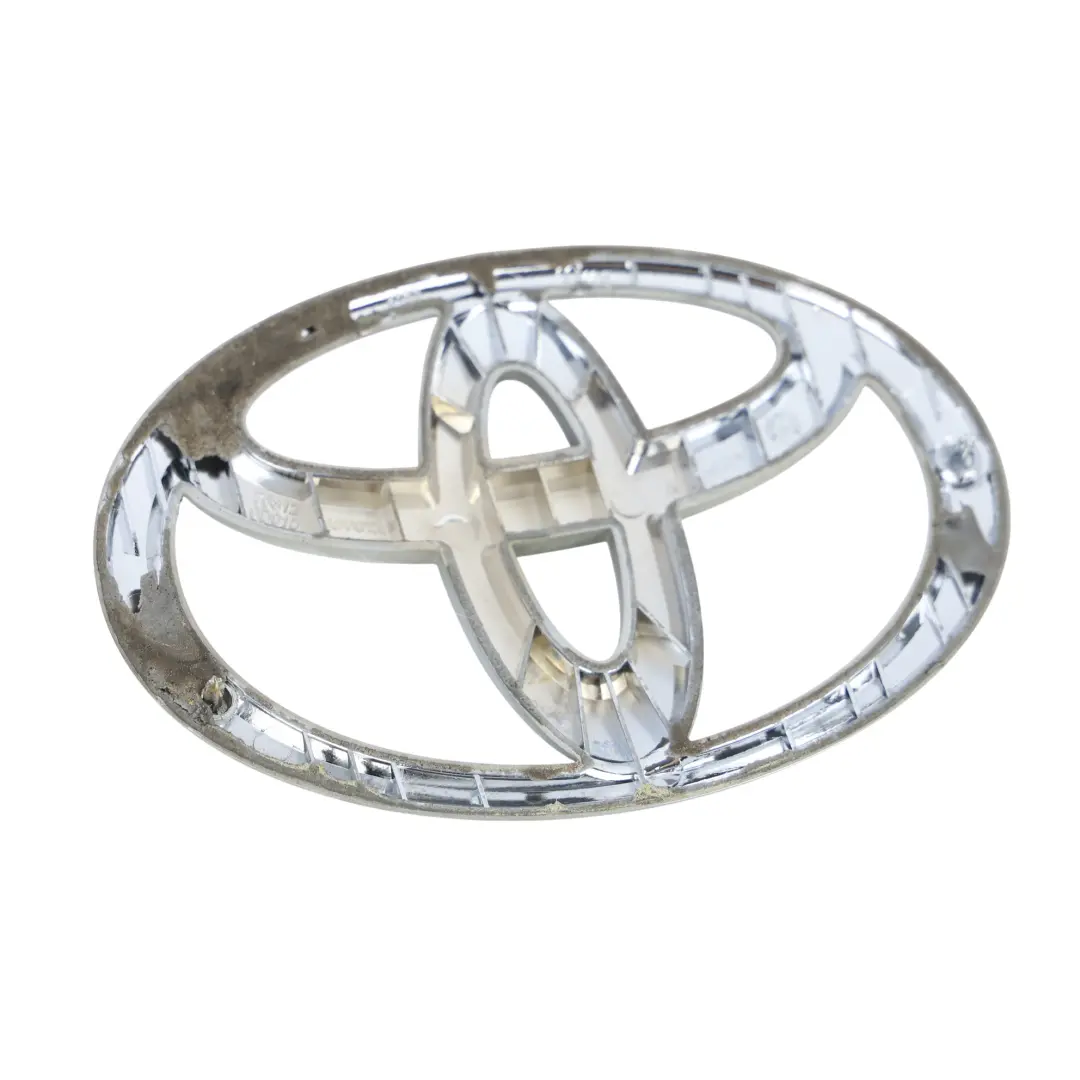 Boot Lid Badge Emblem Logo Chrome to Toyota Auris E15 Rear with Part number 753120D010 Toyota Auris E15 Rear Boot Lid Badge Emblem Logo Chrome - SKU 753120D010 - Part number 753120D010