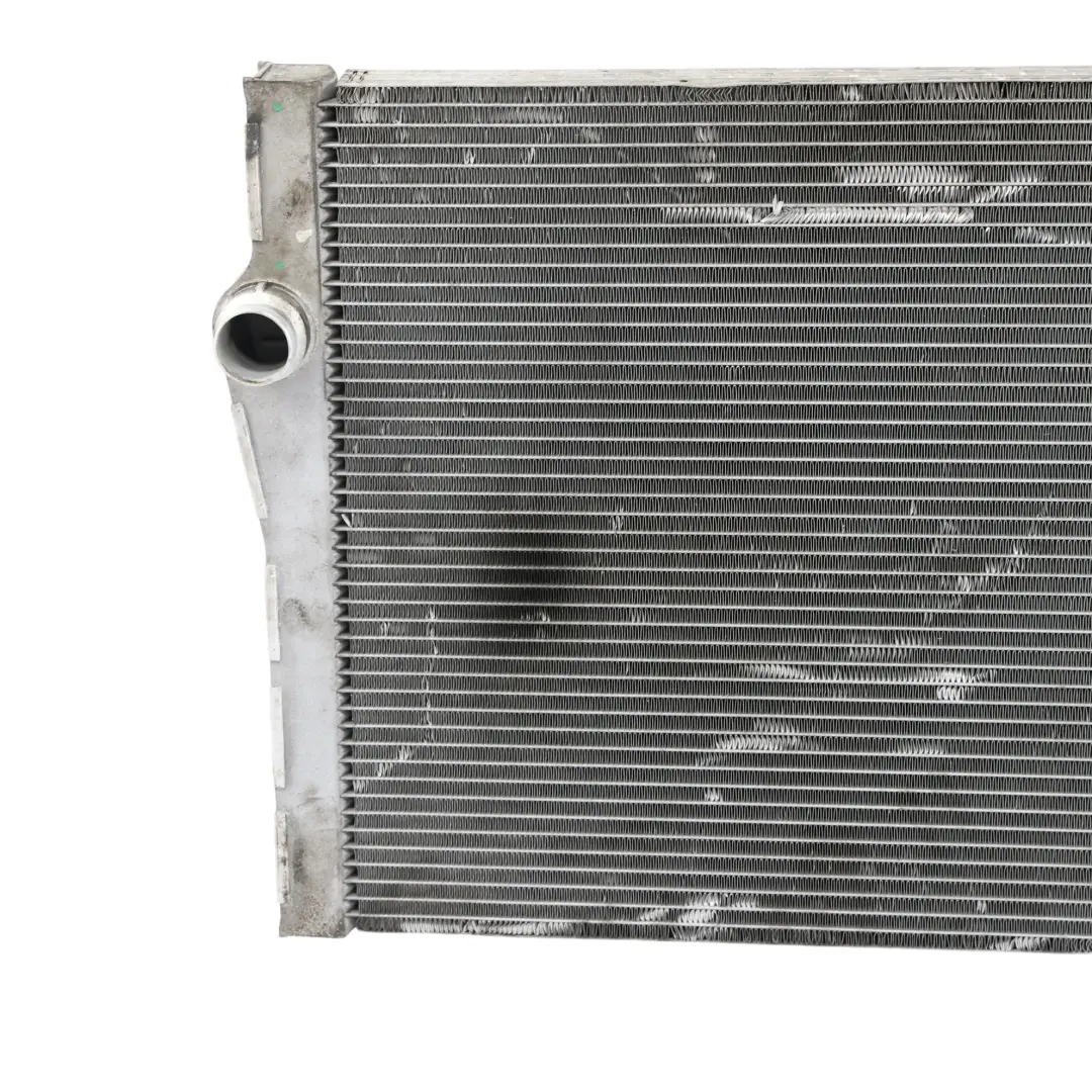Radiatore Acqua Raffreddamento Liquido Refrigerante per BMW X5 E70 X6 E71 con numero di parte 7533472 BMW X5 E70 X6 E71 Radiatore Acqua Raffreddamento Liquido Refrigerante - SKU 7533472-4 - Numero di parte 7533472