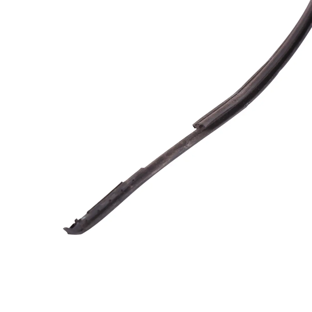 Joint Moulure Toit Caoutchouc Droit 75551-0D070 pour Toyota Yaris P9 à propos du numéro de pièce 755510D070 Toyota Yaris P9 Joint Moulure Toit Caoutchouc Droit 75551-0D070 - SKU 755510D070 - Numéro de pièce 755510D070