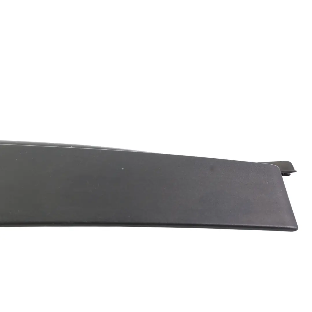 Moldura Marco Ventana Puerta Trasera Izquierda para Toyota Avensis T270 con número de pieza 7570805010 Toyota Avensis T270 Moldura Marco Ventana Puerta Trasera Izquierda - SKU 7570805010 - Número de pieza 7570805010