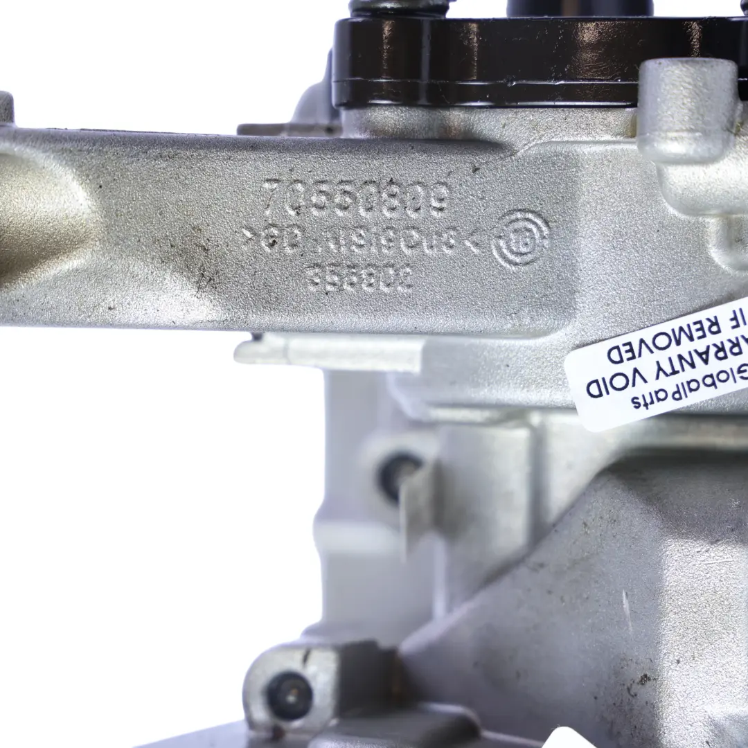 Oil Vaccum Pump Unit Mount Bracket to Mini Countryman F55 F57 with Part number 7624135 Mini Countryman F55 F57 Oil Vaccum Pump Unit Mount Bracket - SKU 7624135 - Part number 7624135